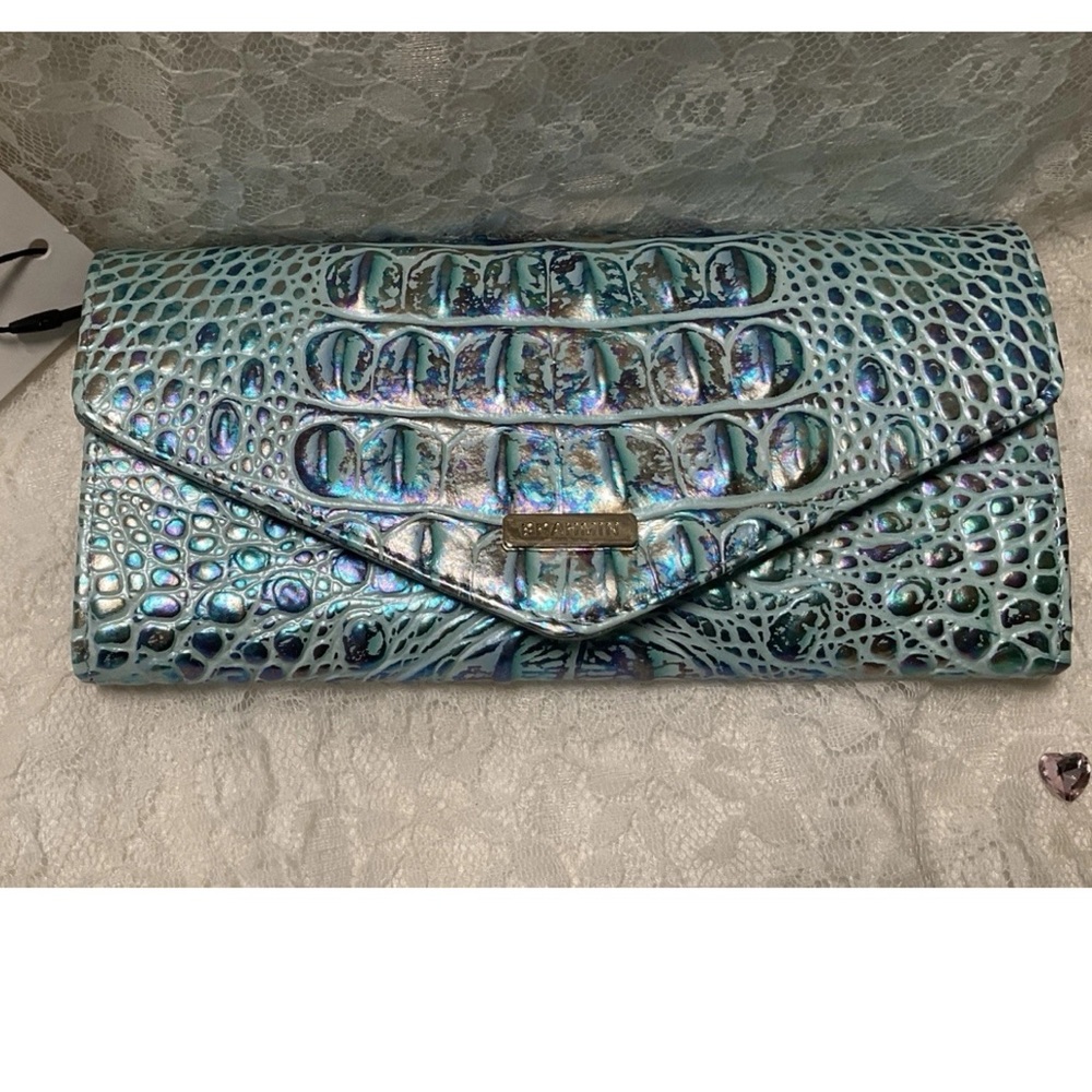 NWT BRAHMIN WONDERLAND VERONICA WALLET - SOLD OUT